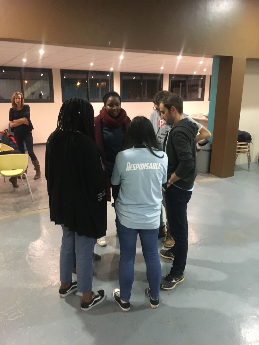 PulseToulouse's tweet photo. Un grand merci au comité #PulseToulouse qui a activement préparé cette soirée! La prière est au centre de leurs actions! Estelle, Merveille, Ornella, Micael, Thi Thu et David ❤ https://t.co/0qd36syMNp https://t.co/K09q1cF3Vi