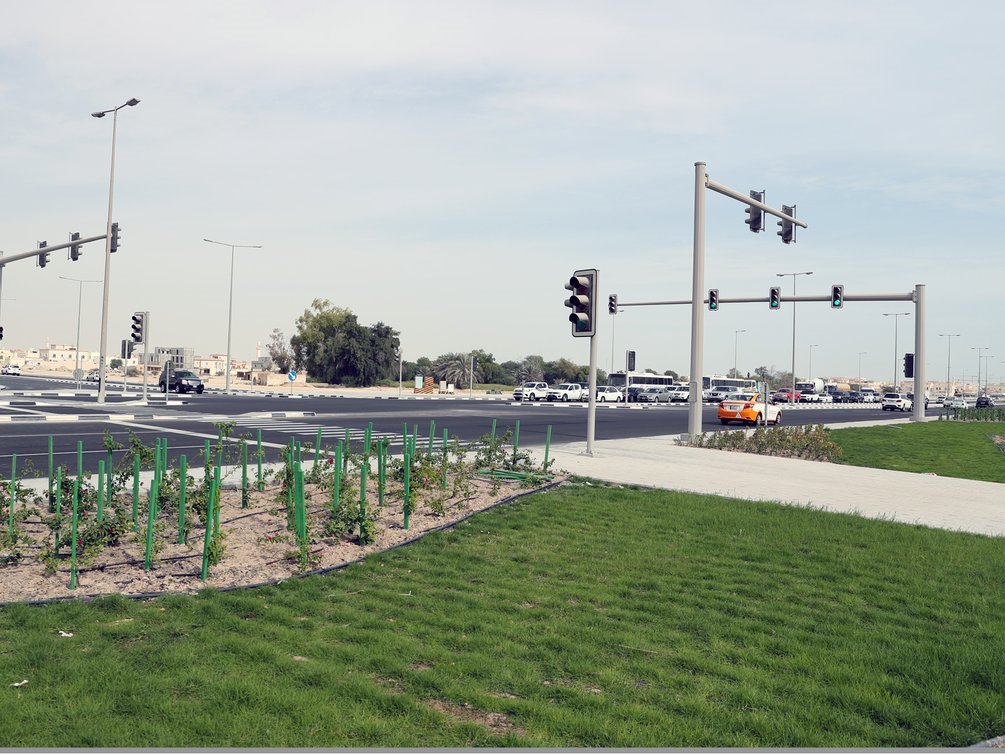 PeninsulaQatar's tweet photo. Development of main streets surrounding Duhail Sports Club completed
https://t.co/YXtxj5jE6J
#Qatar #Ashghal #DuhailSportsClub #QatarDevelopment https://t.co/ONBf5j4Ssi