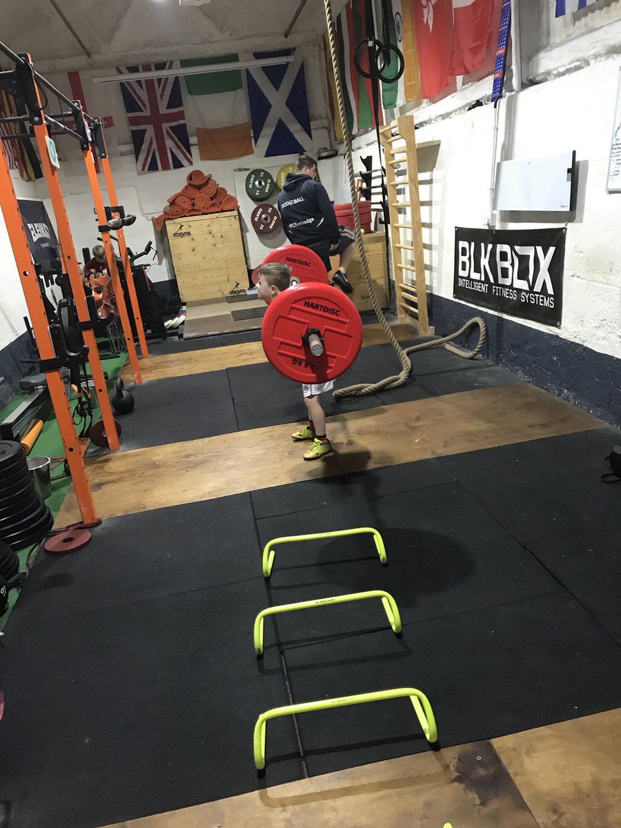 BenGraham80's tweet photo. Lads Sunday morning sessions with uncle @timmyg30 #strengthfarm https://t.co/fWGDKPEOgX