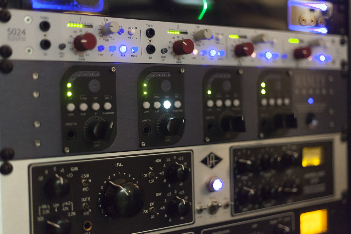 frettedstudio's tweet photo. Here is a sneak peak of some of the new updates happening at Fretted Studio.  Stay tuned for :) https://t.co/ABKXYBiuFO