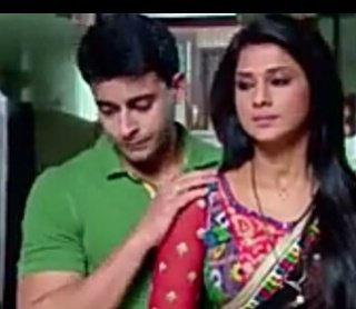 zhikita_Rode's tweet photo. #ASD2017 😍 x fin empezó el  hermoso reportaje . Saras y Kumud - Tumhari Pakhi . tiene Razón esta no tienen Morbo 😜 https://t.co/K3ZaTLfPhv