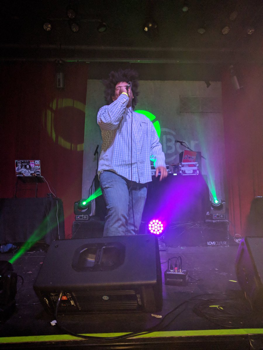 ZophhStreams's tweet photo. If you're not out at @recordBar watching the @BeatMasterWu kill shit, you dead ass wrong. #wugod #nakama #nakamanakamanakama #nakamafamily https://t.co/wZWYrt0wmZ