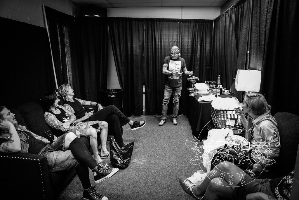 Axl's Michelle (@axlsmichelle) on Twitter photo 