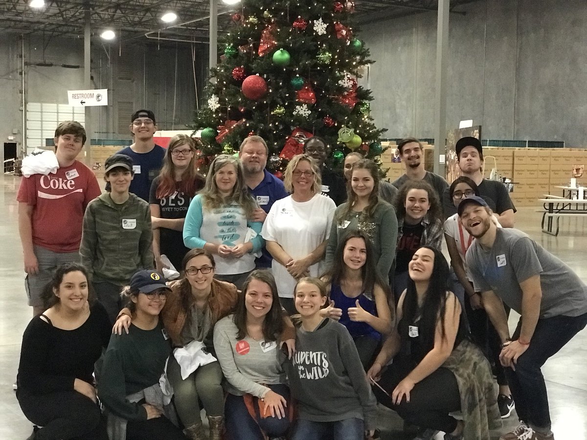 mosaicstudents_'s tweet image. 🎅🏾🤶🏼🤳🏾🌎🌍🌏✝️🐅⛪️