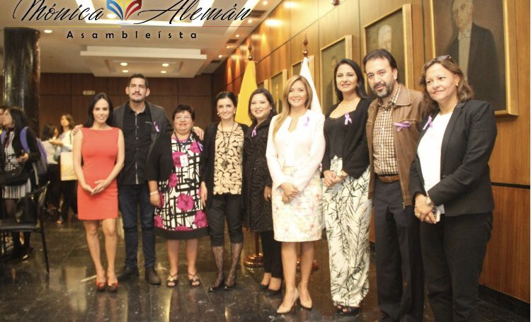 MongoSanchezR's tweet photo. Por unanimidad pleno @AsambleaEcuador aprueba ley #NoViolenciaALaMujer

#Ecuador es uno d los pocos países de la región q contará con una ley d segunda generación q aborda y enfrente el problema de una manera estructural

Felicitaciones @MujeresGP @MonicaAlemanM @jcristoballoret https://t.co/HYbHRgF2Mc