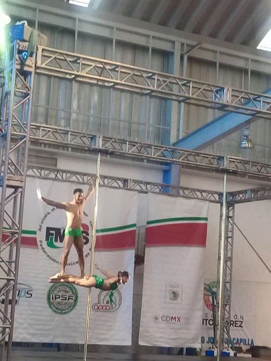 Polestudio223's tweet photo. #Studio223 está orgulloso del desempeño de #Erikaortega y #Charlyperez son increíbles atletas, el resultado de muchas horas de entrenamiento, dieta, tiempo invertido, sacrificios, entrega y mucha pasión, agradecemos a la #Familiastudio223 por su apoyo, nos vemos en el nacional!!! https://t.co/tAN3m1kwIv