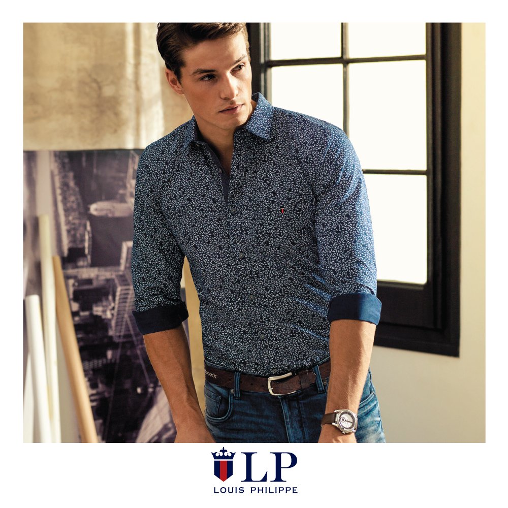 LPLouisPhilippe's tweet photo. A microprint shirt paired with dark wash denim is the embodiment of casual cool; curate your casual wardrobe with LP.

https://t.co/ZBwzLgxZkU 
 
#CasualWear #MensFashion #Microprint https://t.co/qvyBNdiNvK