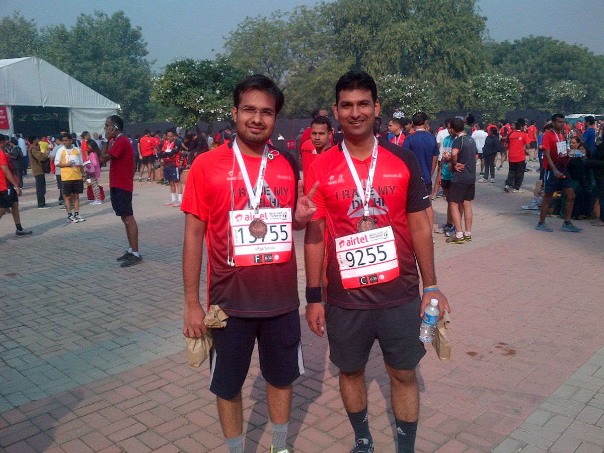 kamal_rana1984's tweet photo. @CignaTTKHealth @contests2share @contestmantra @Contest_in @Contests_Hub @thefreejinn @IBVVMM @ibhomeloans @mandybedi @RahulBose1 I CanNot Run Without my running buddy #VipulBansal & My Headphones
#Vipul Inspire me to run & he always tells me benefits of running
Loud inspiring songs motivate to run long & fast.
#Clickathon #Activity3 #IBVVMM https://t.co/Yna1aeEnwn
