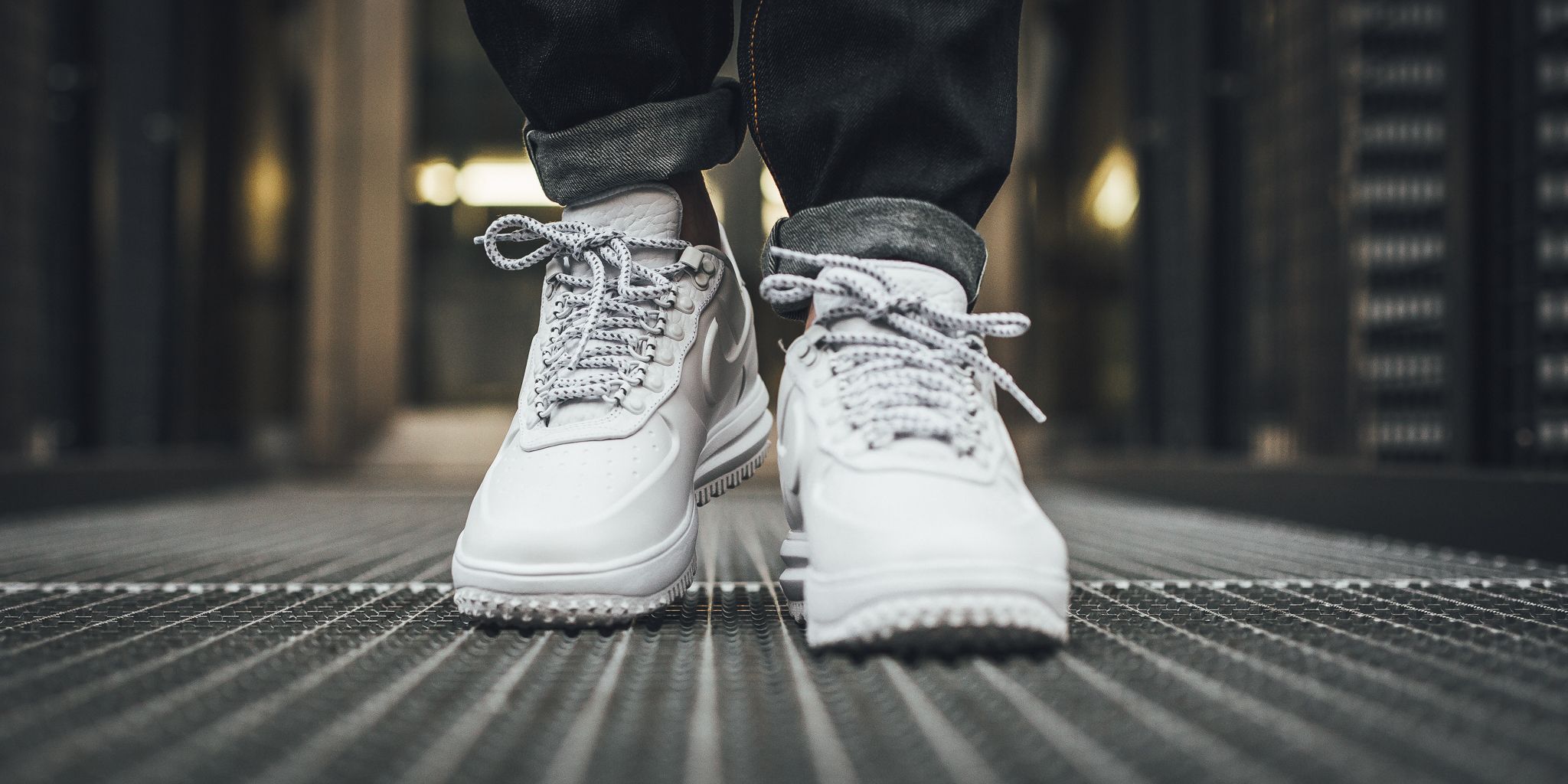 duckboot low white