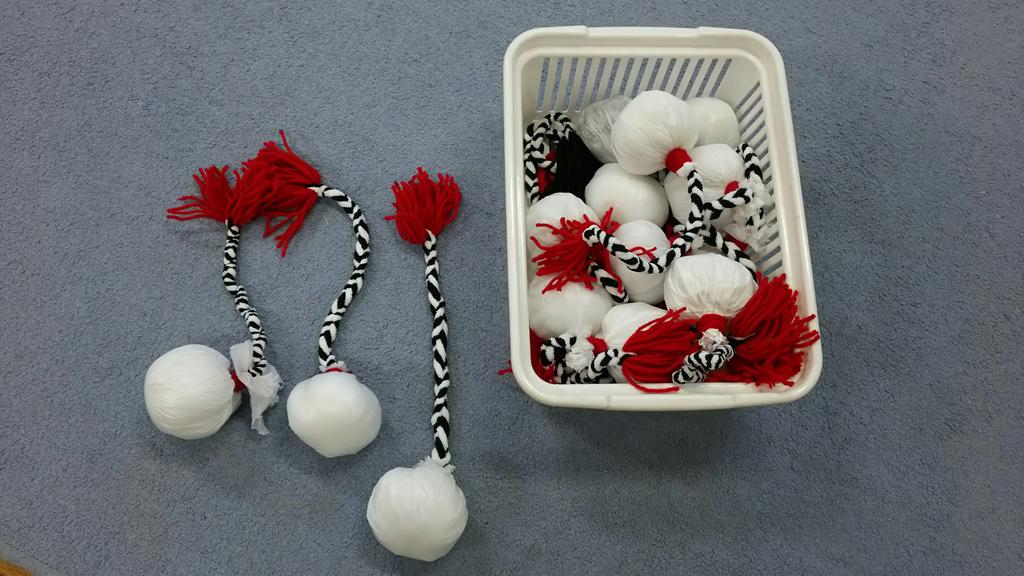 rogerwildenz's tweet photo. Parents &amp; chn braiding Maori poi strings for winter concert. Can you follow the pattern? #learningatkis #ECEmaths https://t.co/omLnkZtlRu