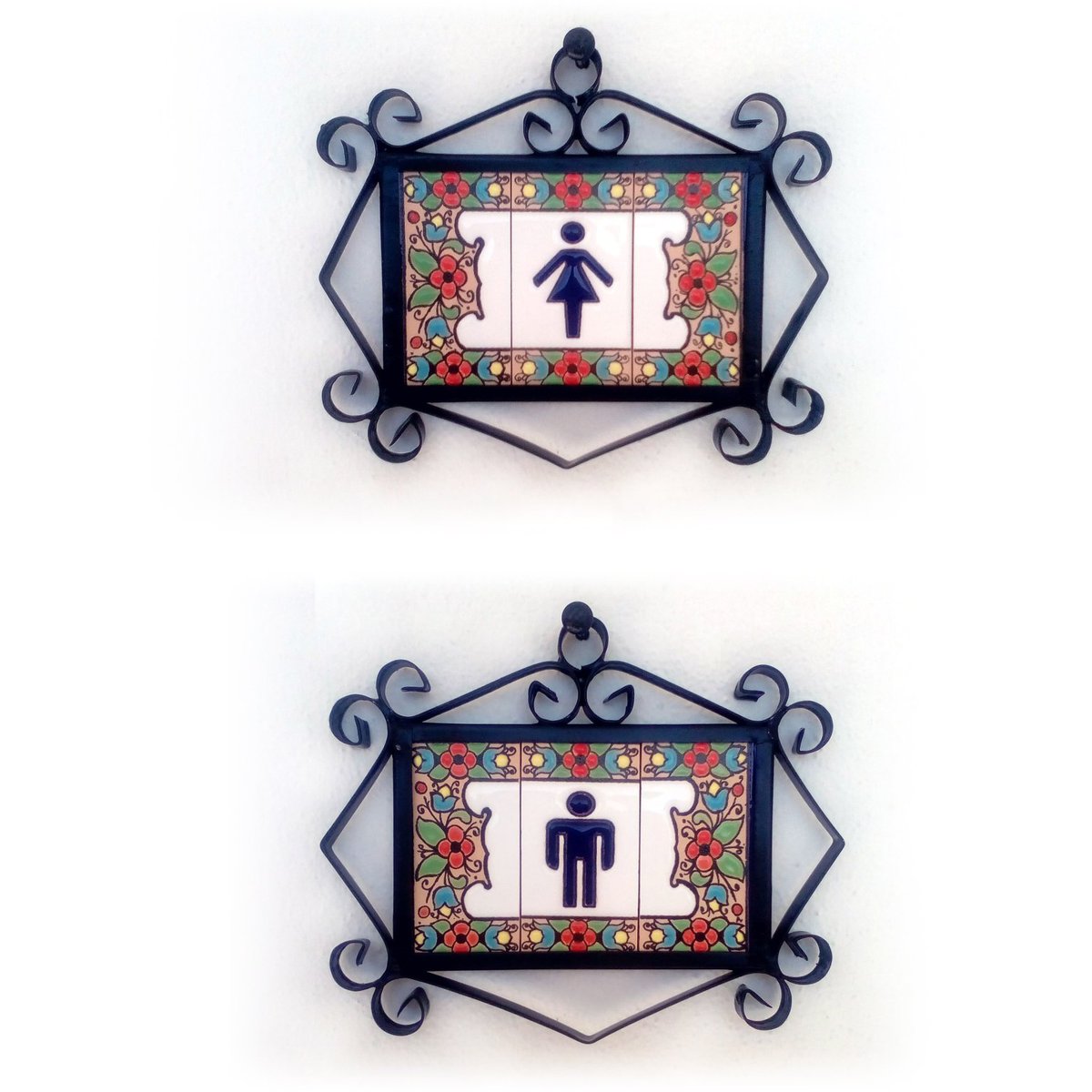 CanaryTreasury's tweet photo. Funny bathroom sign https://t.co/EaI9jhiV5K #ceramic #housenumber #homedecor https://t.co/O6eU5O9qi3