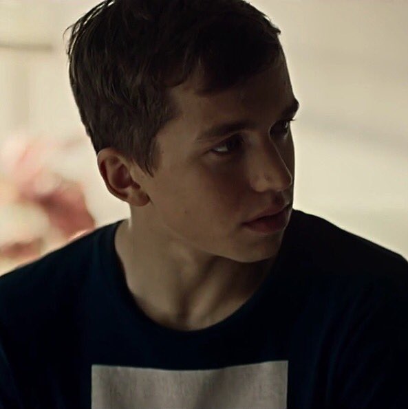 ylitochkaStiles's tweet photo. Наконец-то я могу сказать "извини, но ты не в России "
#Чернобыль #НайтлисAndЭллиотФолловятНг https://t.co/vAowttr2b4