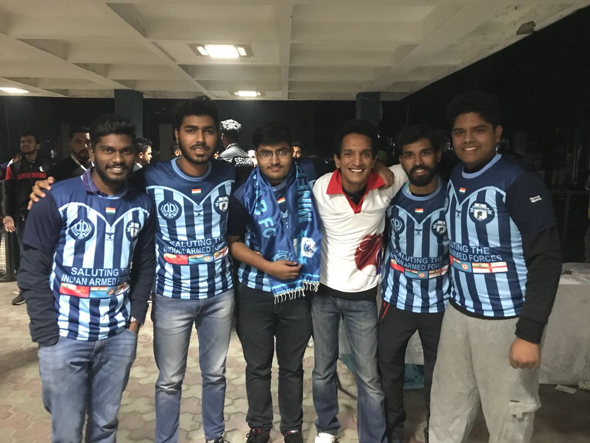 minervapunjabfc's tweet photo. ЁЯУ╕ Click of a few from our North Indian brothers a.k.a @dynamos_ultras cheering for #Minerva last evening тЪ╜ !
#chakdephatte #MPFCvMB https://t.co/aO7qepQ5Gj