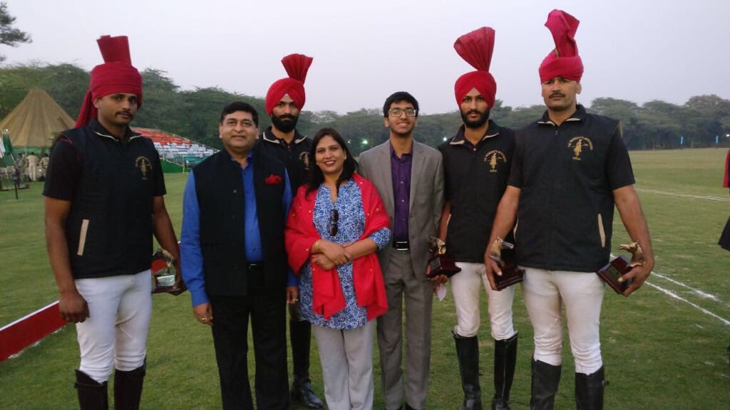 dranoopmittal's tweet photo. Dr Anoop mittal &amp; Dr Mrs Pankaj Mittal former Vice Chancellor with winning team of President’s Body Guards.... https://t.co/hXTF2xqHQI
