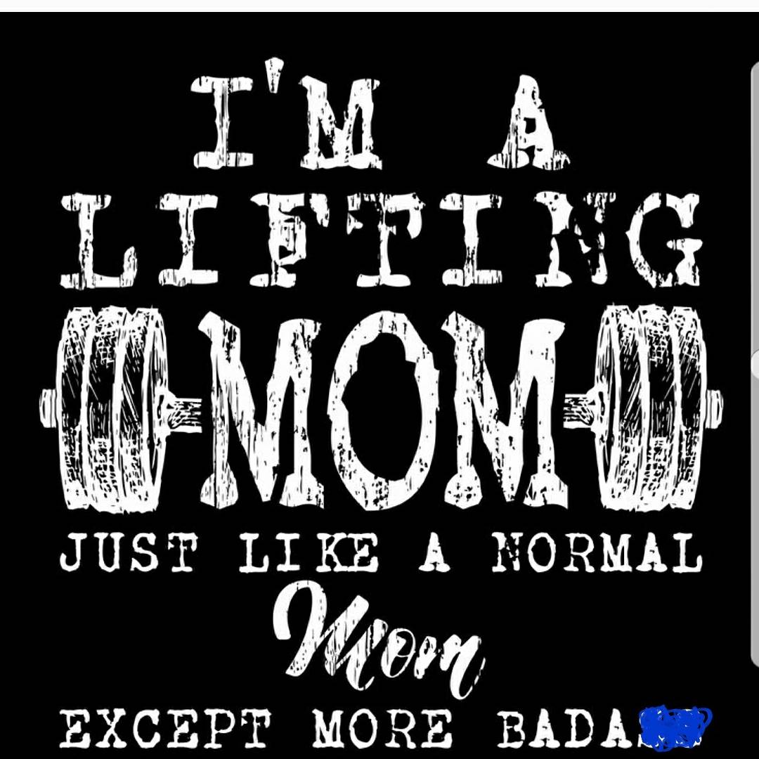 Lady_D73's tweet photo. #CompTraining #Deadlifts #SumoDeadlift #ConventionalDeadlift #Powerlifting #Crossfit #UglyFaces #GirlsWhoLift #Squats #GHD https://t.co/MNPr2rvWnl