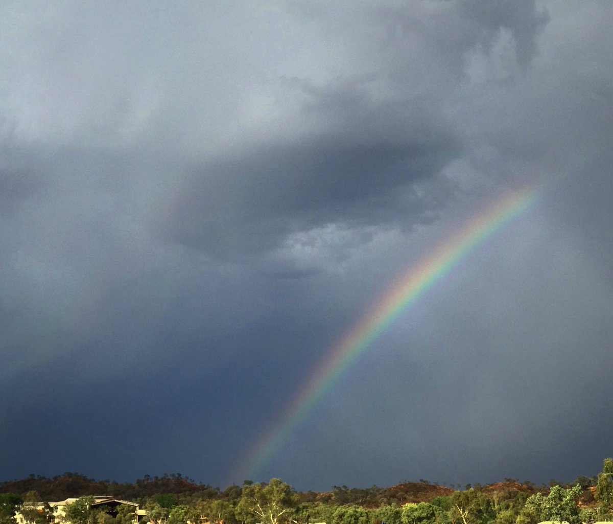 Vicky4825's tweet photo. #mountisa #wetseason https://t.co/IZUAOZLzAf