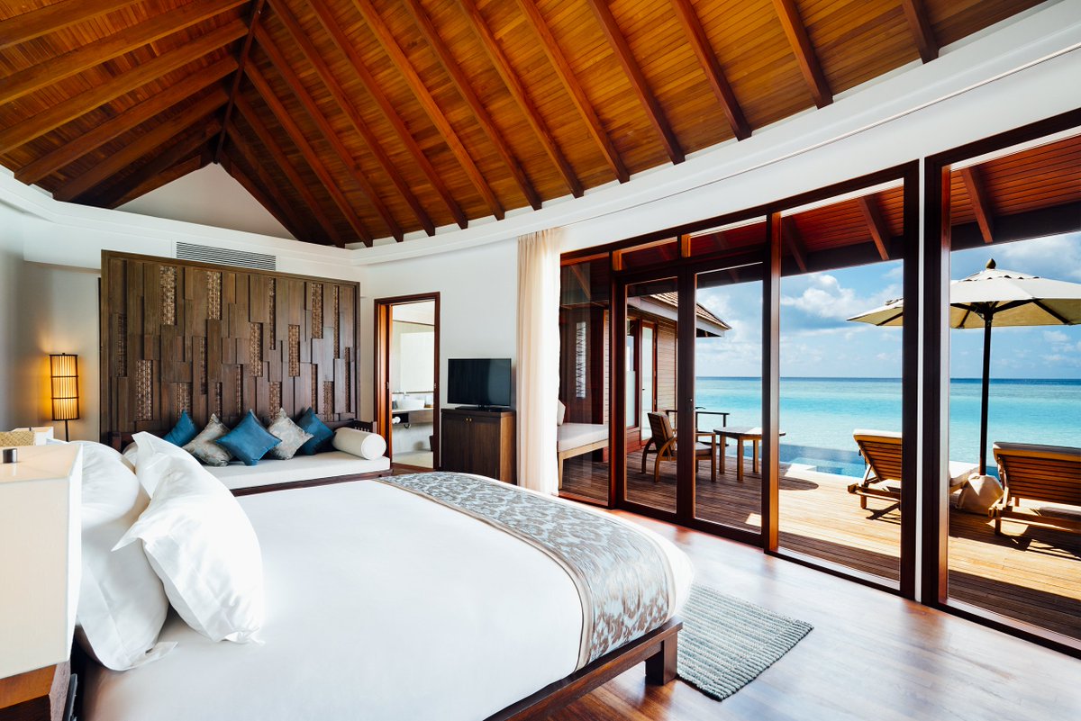 forthandwonder's tweet photo. Wake up to a dream on your doorstep. Anantara Dhigu Resort in the Maldives is picture perfect from every angle. https://t.co/swbRxzBuUK #forthandwonder https://t.co/xqN7uUUJNM