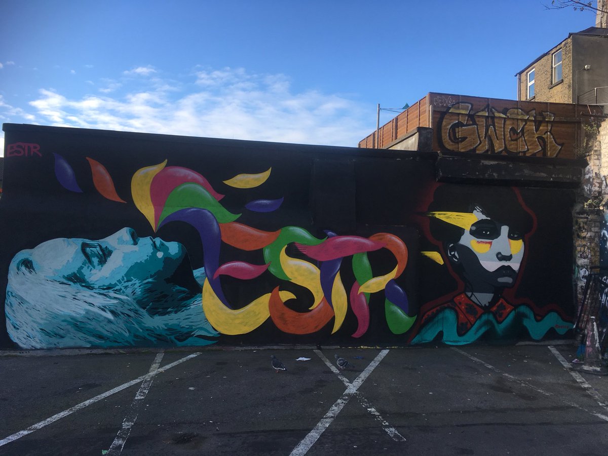 jordany's tweet photo. Dublin street art https://t.co/Vy8pjO5Ciy