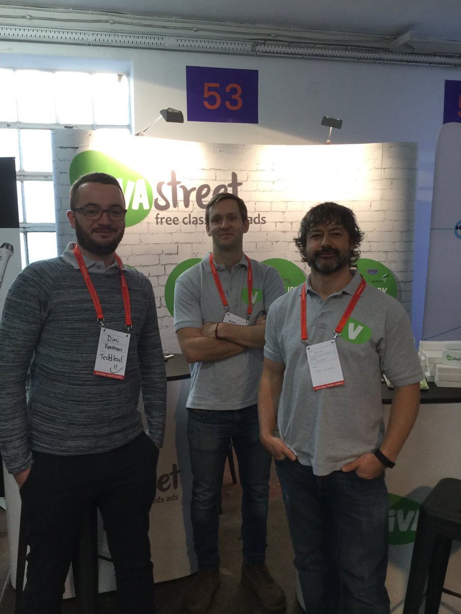 dm_companies's tweet photo. @vivastreet_uk @milkroundonline #SMRNov17 Say hello to our team #php #devops #uiengineers #qa https://t.co/Jy3DTFC9w3
