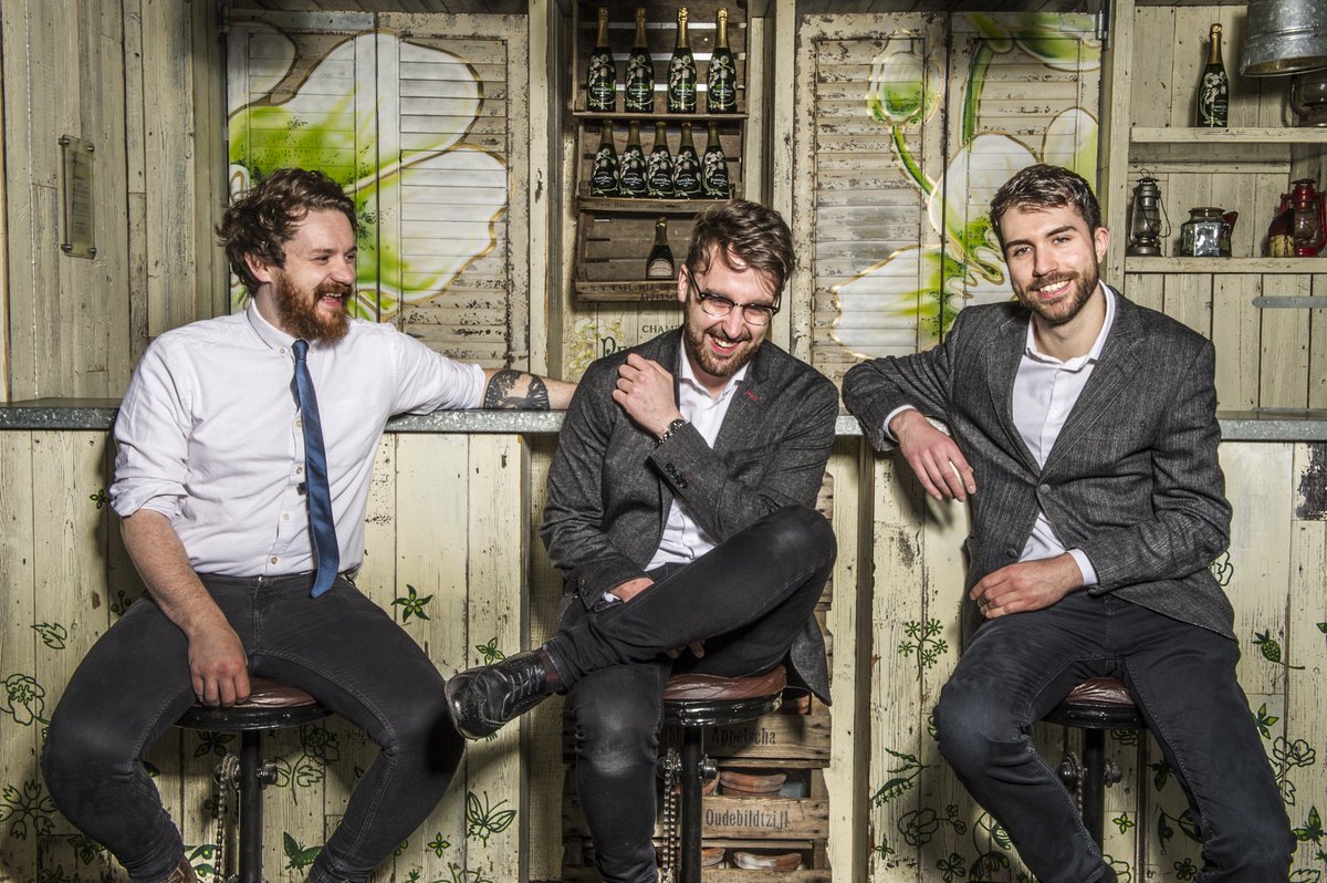 Need a smarter dressed band? We’re happy to dress up for your event! #coversband #luxuryevents #wedding #weddingband