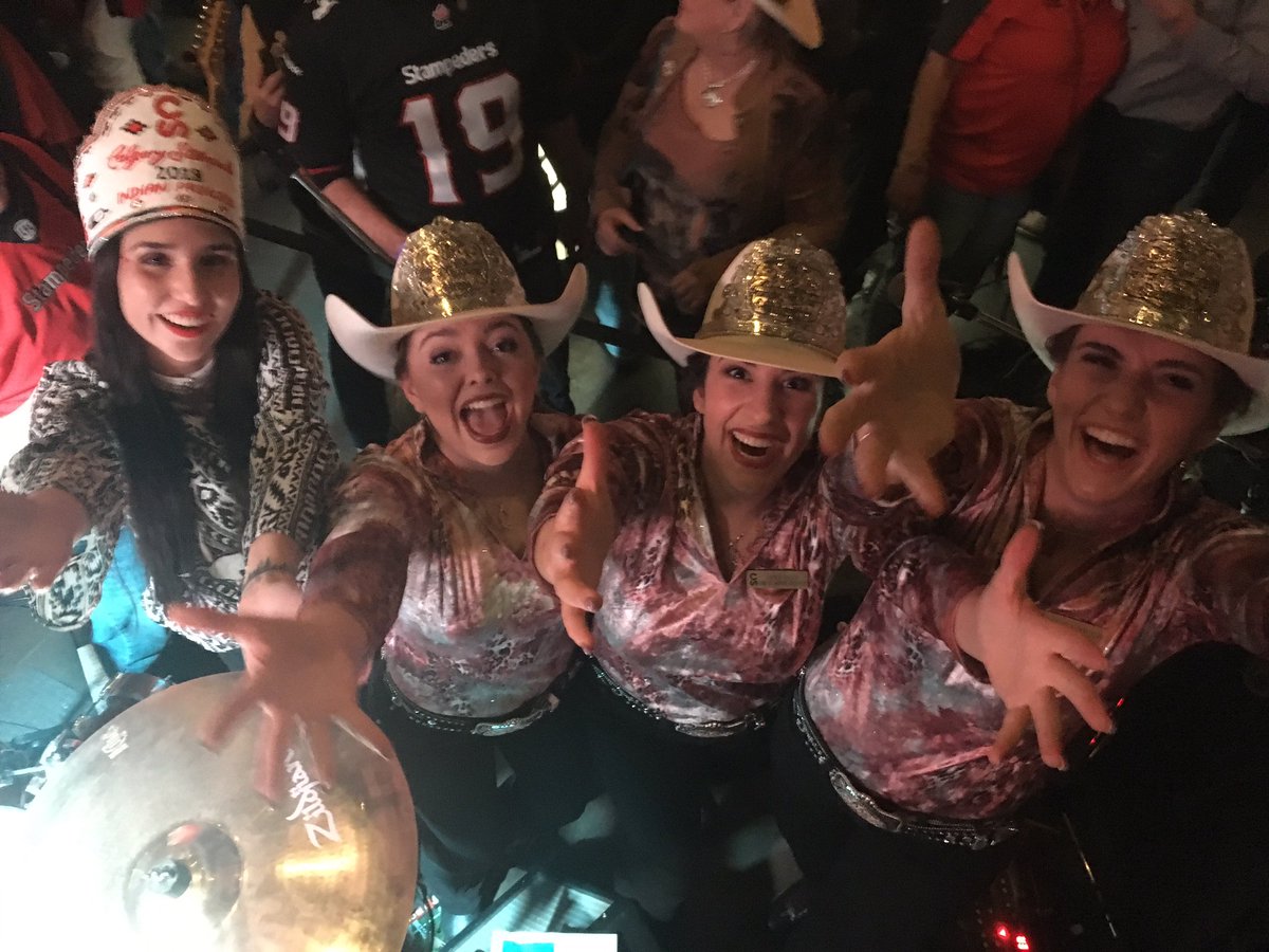 Absolutely amazing night at <a href="/CalgaryStamps/">YYCHorsePower</a> House.  I told you they were following me...@StampedeQandP great job royalty.