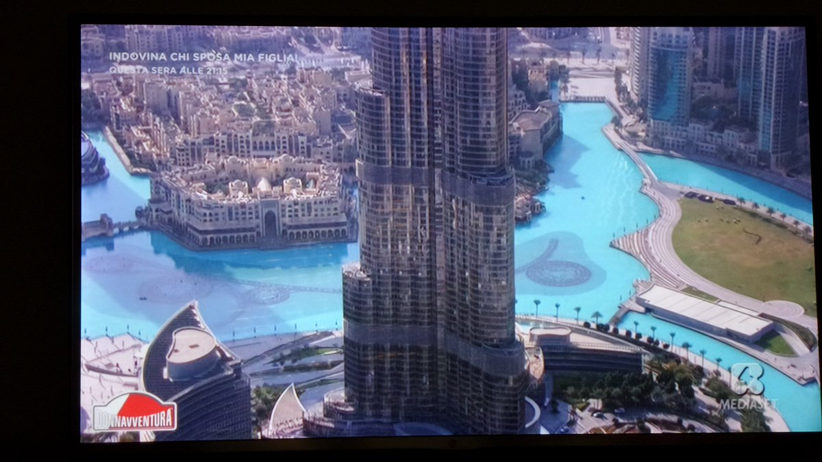 ViaggiArchCult's tweet photo. Dubai: meta sognata o luogo artificiale? Da scoprire con @donnavventura su @rete4 sicuramente sarebbe una città da vedere! https://t.co/Bqd1IAUp5F