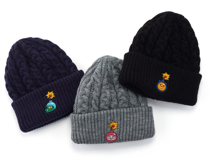 Forever4U_shop's tweet photo. 🌸Preorder🌸
⚡️ Kakao Friends Official Goods ⚡️
👉Beanie
👉Levelup Clutch
💬 DM for price &amp; info 
#kakaofriends #apeach #ryan #con https://t.co/yWNdzMOGJV