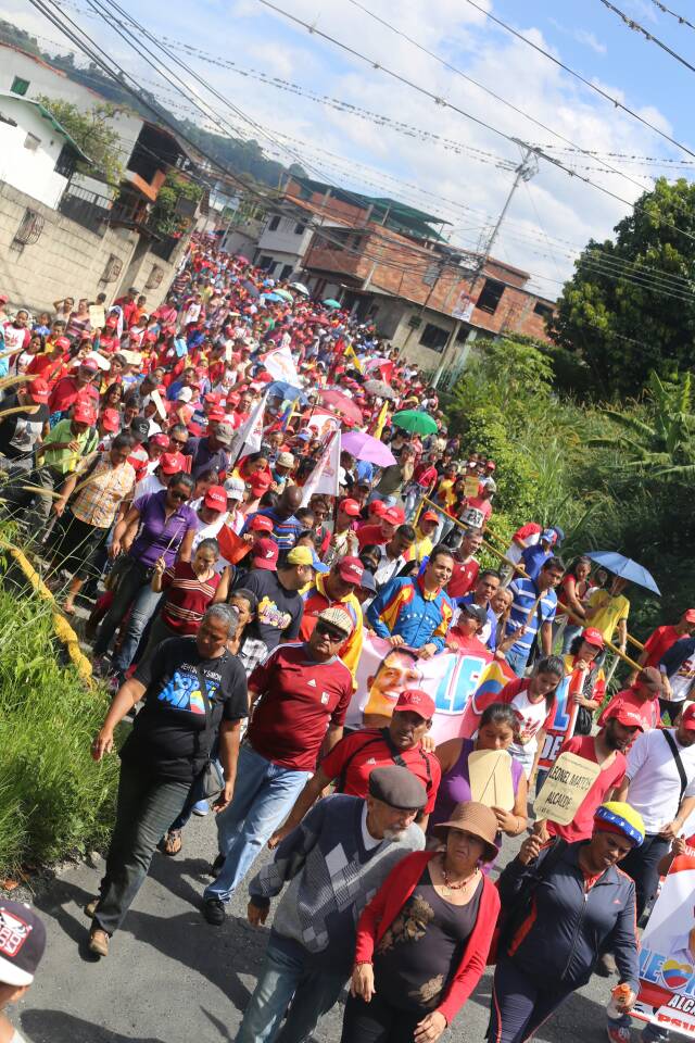 FFMDPconLeonel's tweet photo. #PorSiempreFidel #ConLeonelGanaMerida recuperando el Municipio Libertador, pueblo merideño en despliegue de la parroquia Jacinto Plaza https://t.co/rqOpf7HjL3