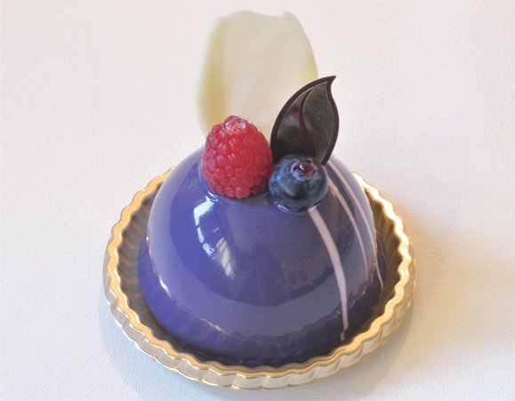 H 球体ケーキ Etiketa Sto Twitter