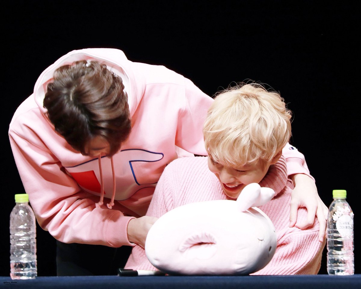 we_freaky_2033's tweet image. 진짜진짜 #판윙사랑해 앞으로도 계속 #판윙2033 행복할거야