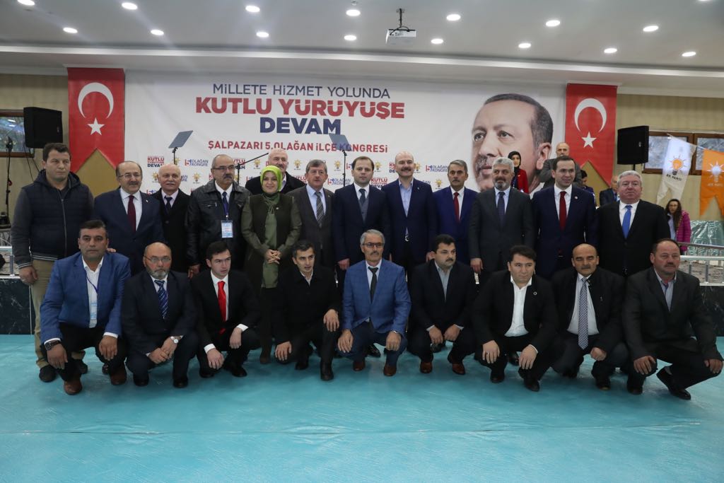 suleymansoylu's tweet image. Millete hizmet düsturuyla çıktığımız bu yolda kongrelerimizle heyecanımızı tazeliyor, 2023, 2053 ve 2071 hedeflerimize emin adımlarla yürüyoruz.

Şalpazarı Kongremiz hayırlı olsun