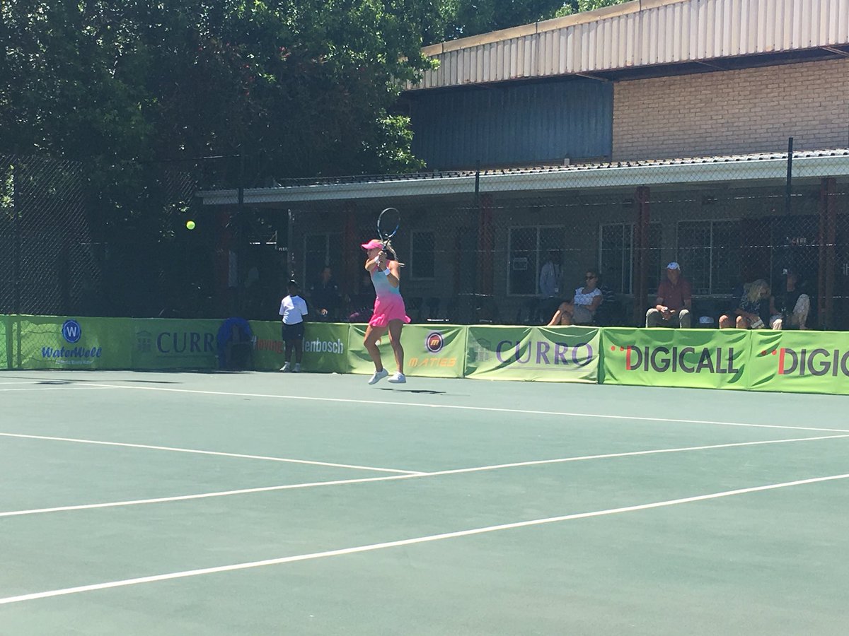 CaylixSport's tweet image. Chanel Simmonds beats Naomi Totka 6-1 6-0 to take #digicallfutures 1. #acethefuture @TennisSA @RudyProjectSA @HIGH5Nutrition @ADDaBIT @MyStellenbosch