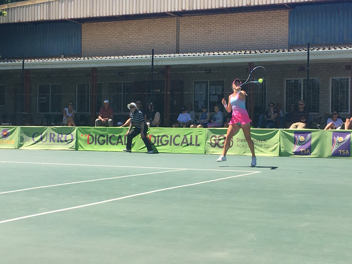 CaylixSport's tweet image. Chanel Simmonds beats Naomi Totka 6-1 6-0 to take #digicallfutures 1. #acethefuture @TennisSA @RudyProjectSA @HIGH5Nutrition @ADDaBIT @MyStellenbosch