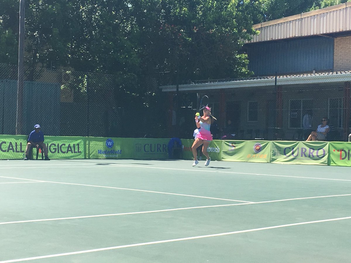 CaylixSport's tweet image. Chanel Simmonds beats Naomi Totka 6-1 6-0 to take #digicallfutures 1. #acethefuture @TennisSA @RudyProjectSA @HIGH5Nutrition @ADDaBIT @MyStellenbosch