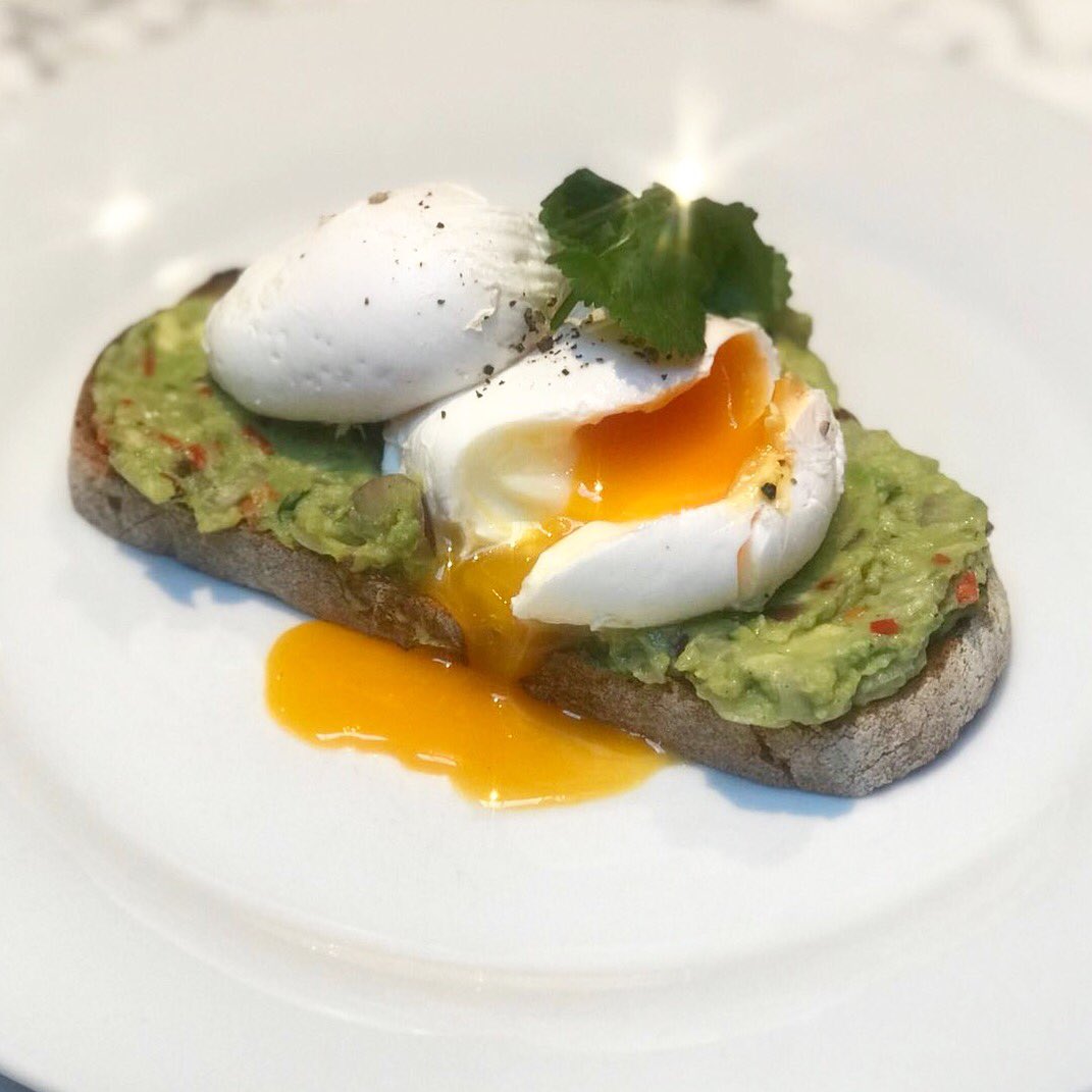 How's that hangover? Lazy Sunday mornings are made for brunch, oodles of coffee and of course hair of the dog!