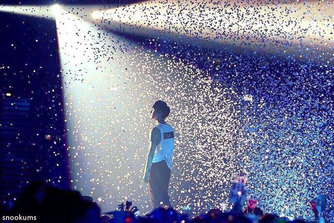 02Anta0's tweet photo. #ComeBackLay

昨日セフンが、８人に招待状書いたって。ちゃんとレイにも書いたって。
 早くスホの言ってるように９人で活動してよ、、 https://t.co/K8sadlxxWT