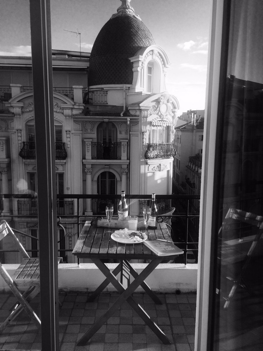 _GlobalHawk's tweet photo. #SaturdayMotivation #InternationalCollections #GlobalCredit #NiceFrance https://t.co/uZcBtnAS2C