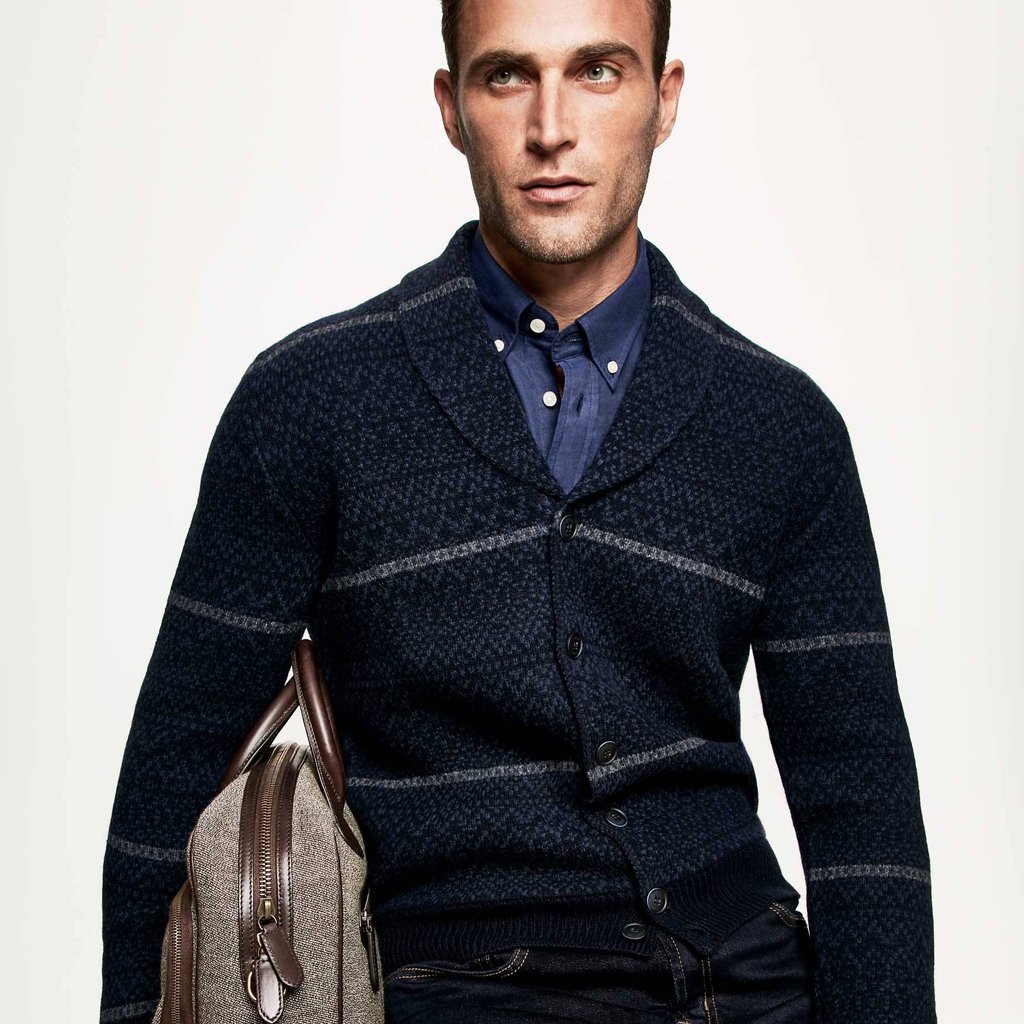 EvalonParis's tweet photo. #ModeHomme #AH2017. Affrontez l'hiver avec élégance, pulls et gilets Hackett London : laine mérinos et cachemire (Made in Italy). Dans votre boutique Evalon Paris.  https://t.co/DL3VuRUHXD
#VêtementsHomme #Paris #Sentier. https://t.co/N5IaVgHnxM