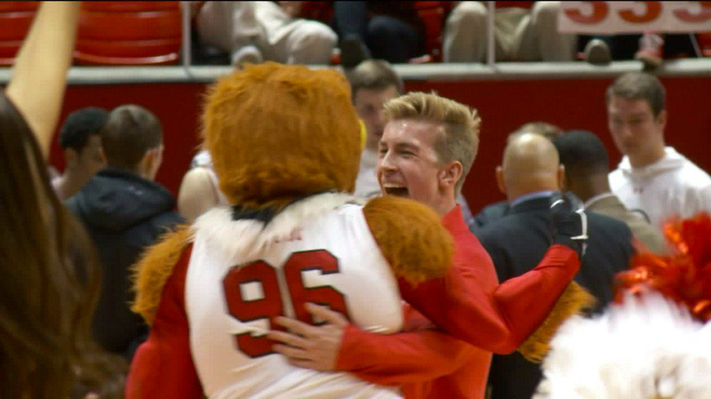 FOX 13 News Utah On Twitter After Mix up Teen Who Sank Half court Shot At Utah Game Will Get 