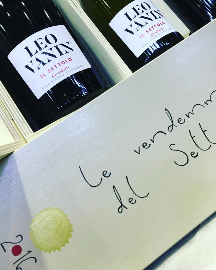 ilsettolo's tweet photo. Ready for day 2! People goes crazy for #IlSettolo #SuiLieviti #LeoVanin #mercatofivi2017 #mercatofivi #piacenza #siamofivi https://t.co/eaWPs3aQuh https://t.co/10i9hd1DxU
