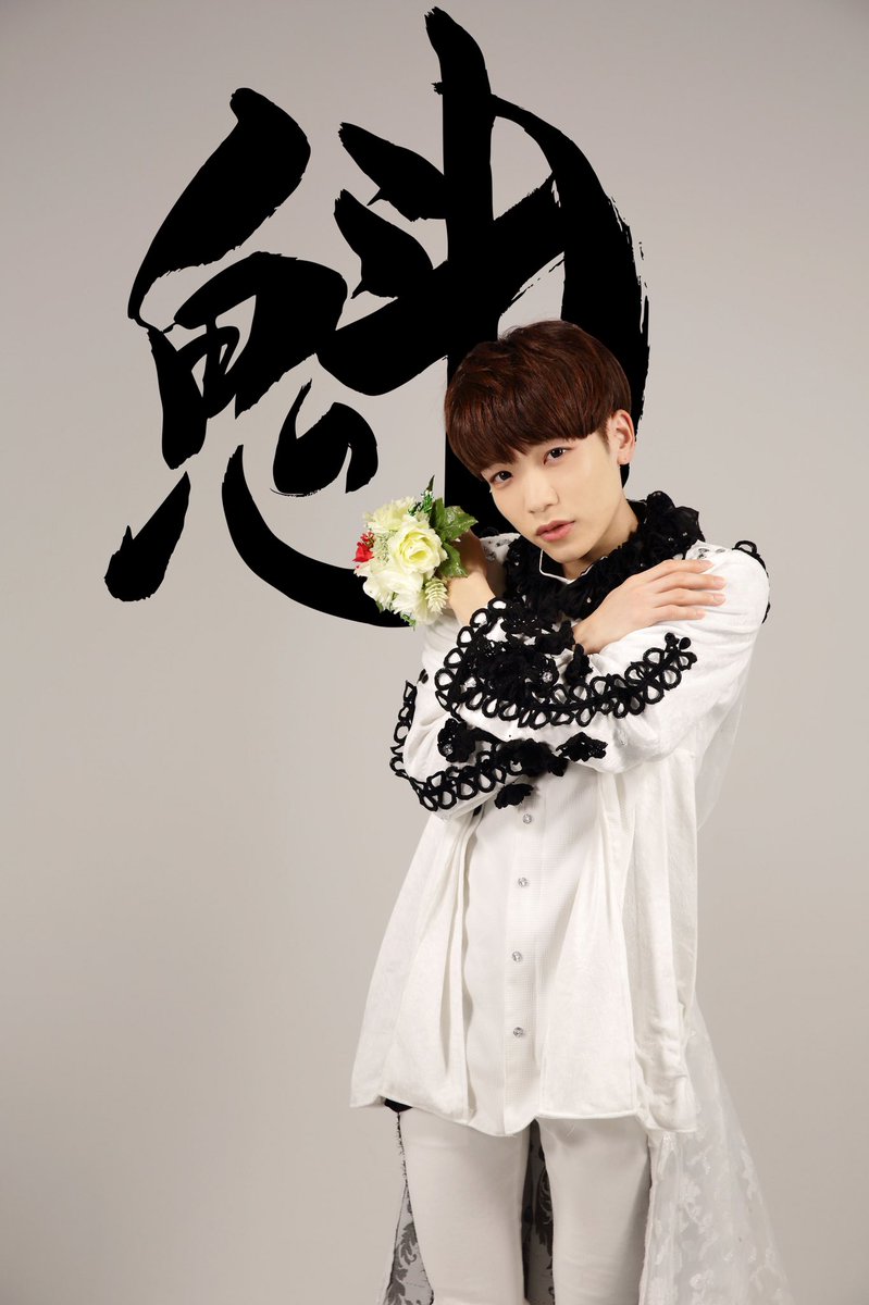 sakigake_gay's tweet photo. 【速報】新ソロアー写大公開！
きまるモッコリ編

400RT達成で白鳥白鳥のソロアー写公開になります！
RT宜しくお願い致します。

#二丁魁 https://t.co/UQOF6Yhhy3