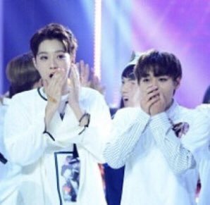 baby_LinLin01's tweet image. #판윙사랑해 #판윙2033 😮😮😮😮😮