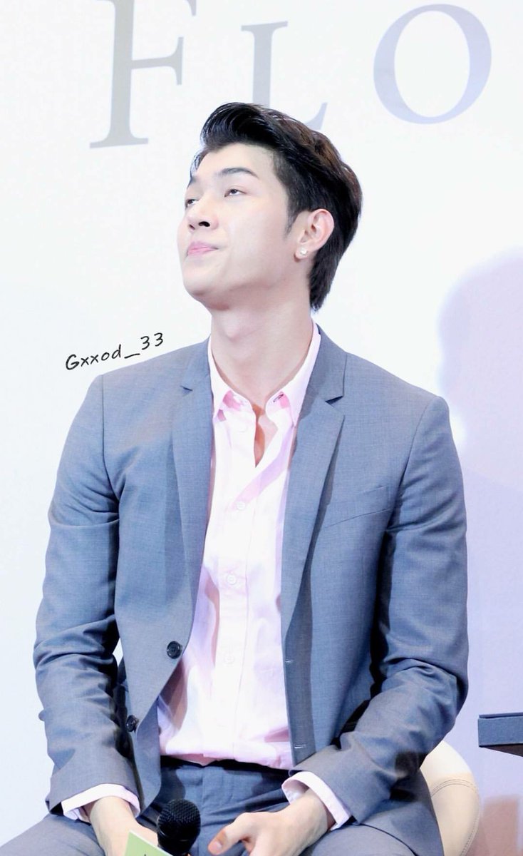 2MoonsBrasil's tweet photo. Vc quer meme? 😂
#2MoonsTheSeries #Thanit https://t.co/xk2TmvVCnY