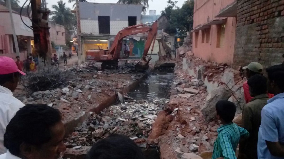 tnsdma's tweet photo. #chittalapakkam  surplus  canal restored..It was buried under a private marriage hall https://t.co/Tz0ieGachU