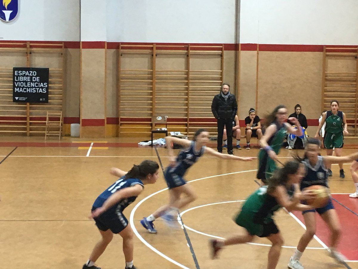 BPeleteiro's tweet photo. Final en @cm_peleteiro júnior feminino:
Peleteiro 48
@cbrioulla 36 https://t.co/SSZY259mTj