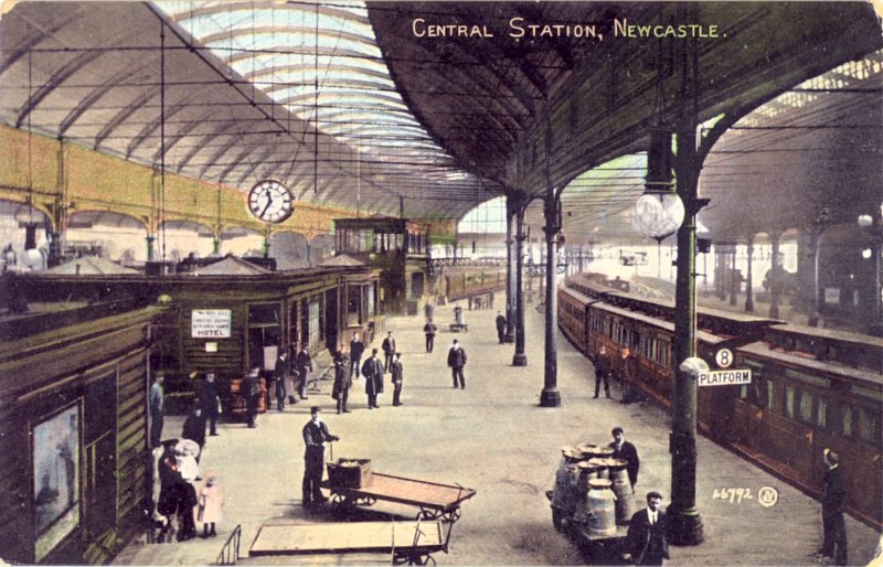 SWHPeggy's tweet photo. Awaiting the 10.38 from Newcastle to London Kings Cross. Dr Inglis said goodbye to us in her room before we left the hotel. She's awfully ill #Scottishwomenshospital #ElsieInglis #1917LIVE https://t.co/scVYBX1wxC