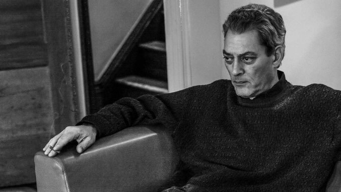 kitap_merkezi's tweet photo. "Bir bakıyorsun; hayatta yapamam dediğin şeyin başrolündesin." Paul Auster https://t.co/imMWc5nEJd