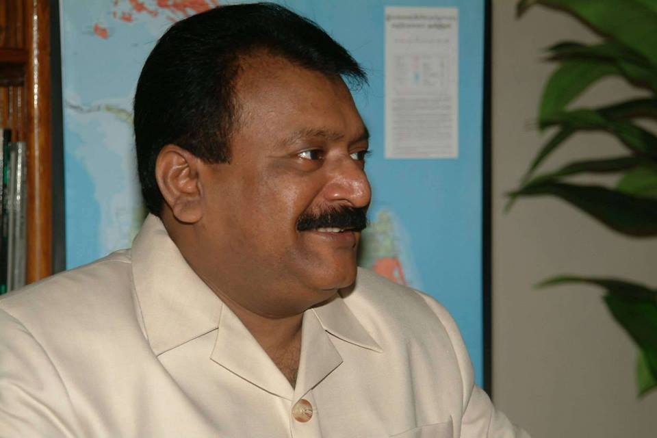 thamilchselvans's tweet photo. தாய் தமிழ் வடிவாக வாழ்கின்ற தலைவா
தன்னிகர் இல்லாத தமிழீழ முதல்வா

#தமிழினத்தலைவர் 
#தலைவர்63
#HBDPrabhakaranLTTE https://t.co/cBHCa15938