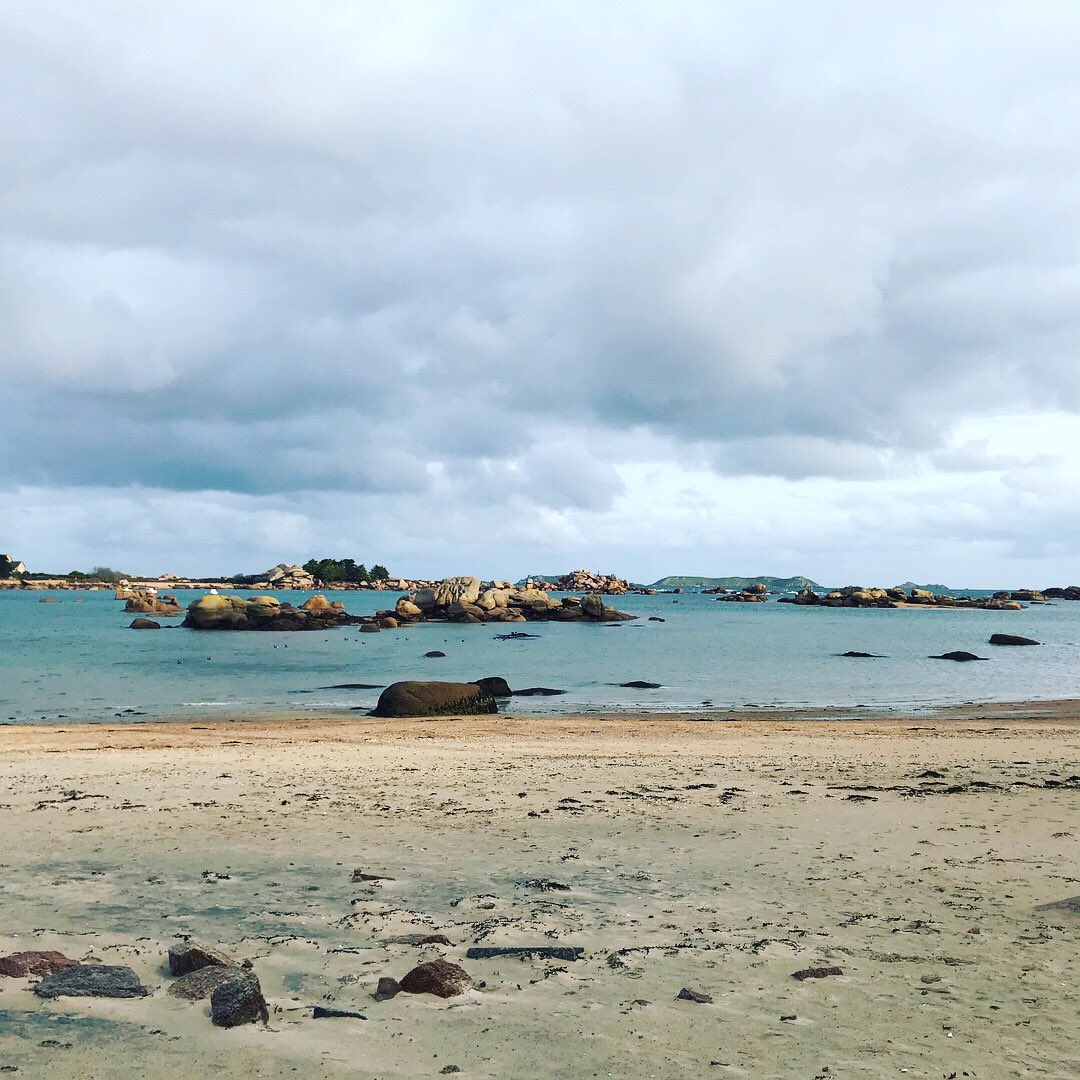 schmitt3laurent's tweet photo. 📍#Ploumanach
Petit #Spa qui fait du bien le dimanche après 1 léger décrassage sur le sentier des douaniers 🏃🏽♂️✌🏼 #SaintGuirec #ChateaudDeCostaeres #Tourony #Tregastel #Ranolien #Sauna #Hammam 🔥😎 https://t.co/TeBP94ycXs
