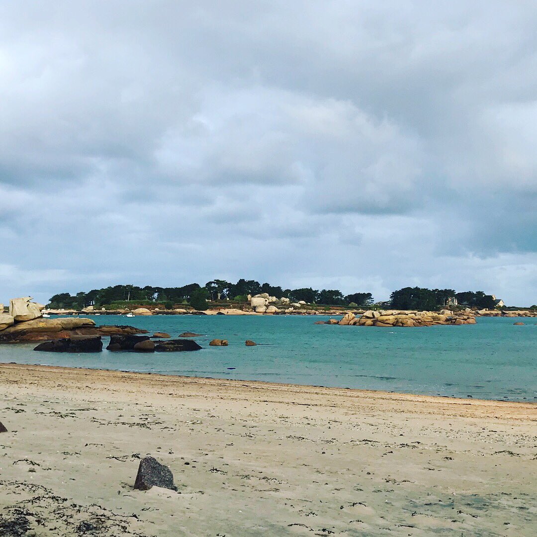schmitt3laurent's tweet photo. 📍#Ploumanach
Petit #Spa qui fait du bien le dimanche après 1 léger décrassage sur le sentier des douaniers 🏃🏽♂️✌🏼 #SaintGuirec #ChateaudDeCostaeres #Tourony #Tregastel #Ranolien #Sauna #Hammam 🔥😎 https://t.co/TeBP94ycXs